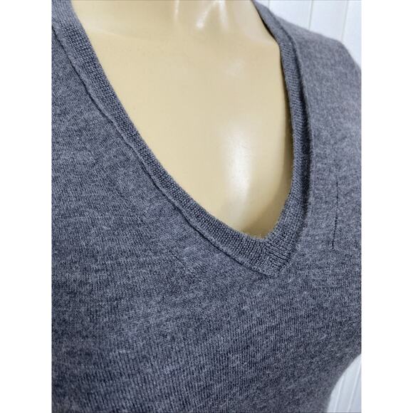 BURBERRY BRIT Merino Wool Sweater Jumper V Neck Gray Long Sleeve Logo XS - Picture 4 of 10